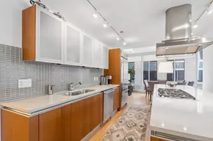 340 E Randolph St, Chicago, IL 60601 - Photo 10