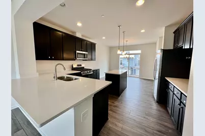 [Address not provided], Warrenville, IL 60555 - Photo 6