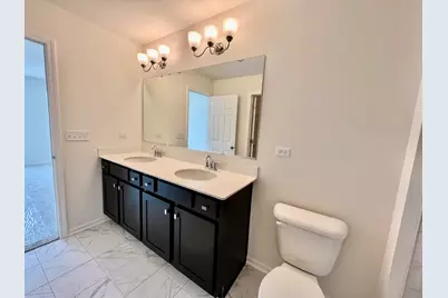 [Address not provided], Warrenville, IL 60555 - Photo 14