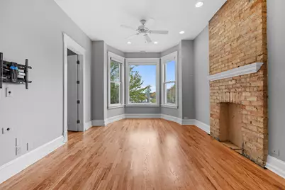 1658 W Nelson Street, Chicago, IL 60657 - Photo 2