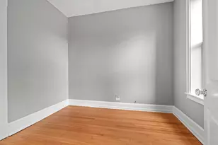 1658 W Nelson St, Chicago, IL 60657 - Photo 12