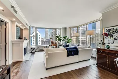 25 E Superior Street #1906, Chicago, IL 60611 - Photo 2