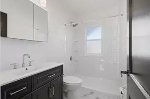 2633 16th St, Moline, IL 61265 - Photo 14