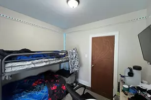 8242 S Houston Ave, Chicago, IL 60617 - Photo 12