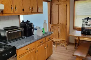 341 Hale Ave, Romeoville, IL 60446 - Photo 2
