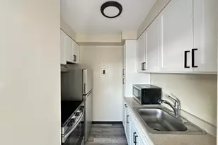 1400 Chicago Ave, Evanston, IL 60201 - Photo 2