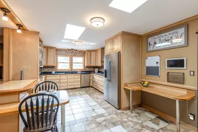 521 Castlewood Lane, Buffalo Grove, IL 60089 - Photo 16