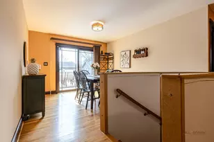 521 Castlewood Ln, Buffalo Grove, IL 60089 - Photo 10