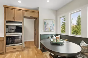 1113 Fox Wood Ln, Woodridge, IL 60517 - Photo 14