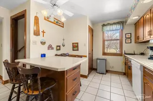 15555 McGirr Rd, Hinckley, IL 60520 - Photo 16