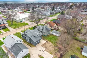 2319 5th St, Peru, IL 61354 - Photo 28