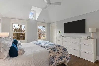 1045 Woodlawn Road, Glenview, IL 60025 - Photo 24