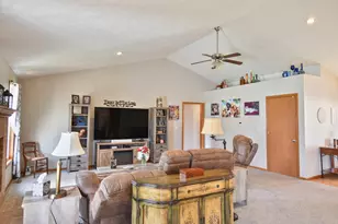 401 E Vermillion St, Odell, IL 60460 - Photo 6