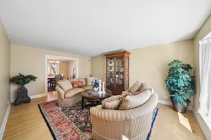 1655 White Pines Ct, Naperville, IL 60563 - Photo 6