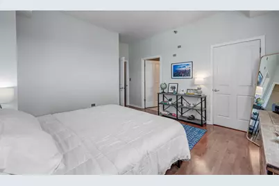 828 W Grace Street #903, Chicago, IL 60613 - Photo 12