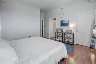 828 W Grace St, Chicago, IL 60613 - Photo 12