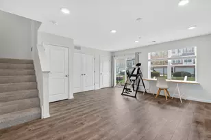 17 Grey Wolf Dr, Wheeling, IL 60090 - Photo 14