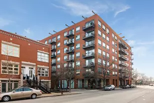 859 W Erie St, Chicago, IL 60642 - Photo 1