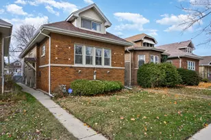 3742 Clinton Ave, Berwyn, IL 60402 - Photo 2