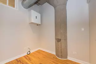 1151 W 15th St, Chicago, IL 60608 - Photo 12