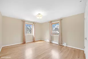 3235 Robincrest Dr, Northbrook, IL 60062 - Photo 20