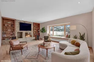 3235 Robincrest Dr, Northbrook, IL 60062 - Photo 8