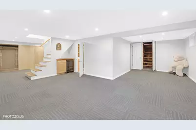 3235 Robincrest Drive, Northbrook, IL 60062 - Photo 32