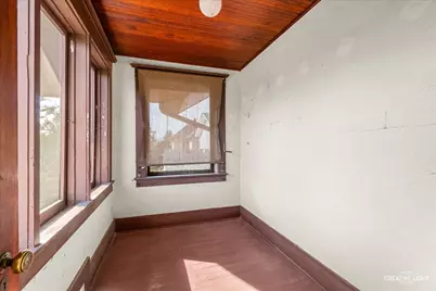 427 E Benton Street, Aurora, IL 60505 - Photo 22