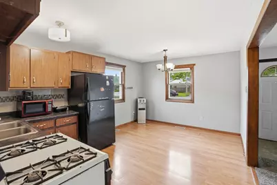 3241 Wallace Avenue, Steger, IL 60475 - Photo 6