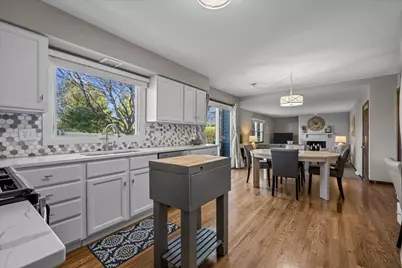 2477 Cambridge Drive, Aurora, IL 60506 - Photo 6