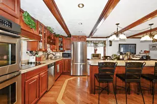 9201 175th St, Tinley Park, IL 60487 - Photo 12