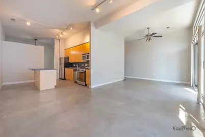 939 W Madison Street #403, Chicago, IL 60607 - Photo 14