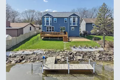 606 McHenry Avenue, McHenry, IL 60050 - Photo 2