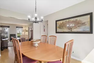 405 Caren Dr, Buffalo Grove, IL 60089 - Photo 6