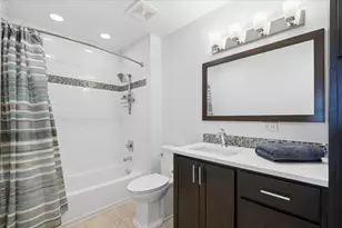 405 Caren Dr, Buffalo Grove, IL 60089 - Photo 22