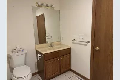 2800 Becker Drive, Peru, IL 61354 - Photo 18