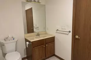 2800 Becker Dr, Peru, IL 61354 - Photo 18