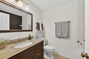 1926 Golf View Dr, Bartlett, IL 60103 - Photo 22