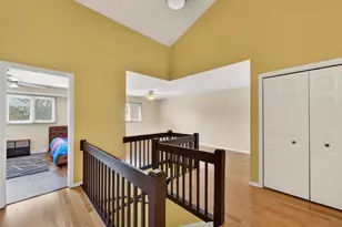 1926 Golf View Dr, Bartlett, IL 60103 - Photo 14