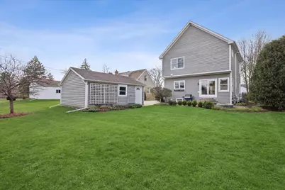 131 Indian Drive, Clarendon Hills, IL 60514 - Photo 18