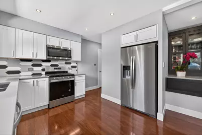 315 N Kenilworth Avenue, Elmhurst, IL 60126 - Photo 4