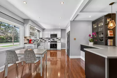 315 N Kenilworth Avenue, Elmhurst, IL 60126 - Photo 6