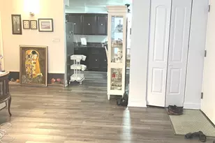 8812 Briar Ct, Des Plaines, IL 60016 - Photo 4