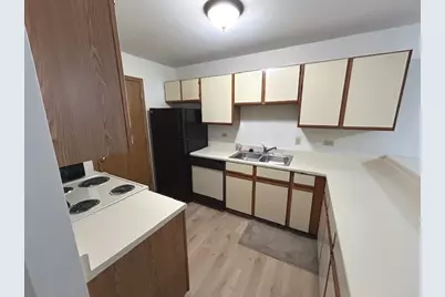 1345 Cunat Court #1B, Lake in the Hills, IL 60156 - Photo 4