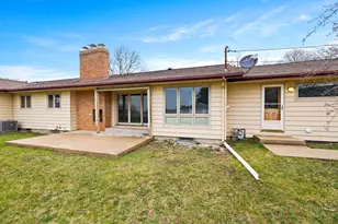 10817 Bonnie Brae Rd, Huntley, IL 60142 - Photo 40