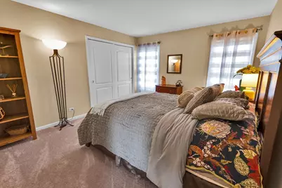 415 Mallard Point Drive, North Aurora, IL 60542 - Photo 28