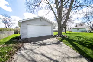 55 Duncan Dr, Bourbonnais, IL 60914 - Photo 18