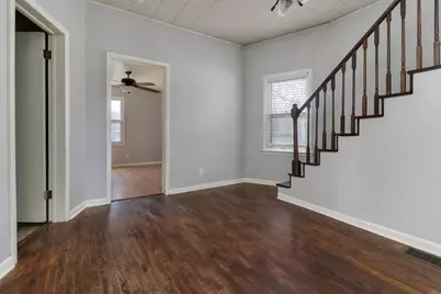 701 E Buchanan Street, Bloomington, IL 61701 - Photo 8