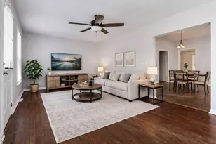 701 E Buchanan St, Bloomington, IL 61701 - Photo 4