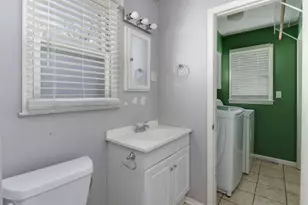 701 E Buchanan St, Bloomington, IL 61701 - Photo 14